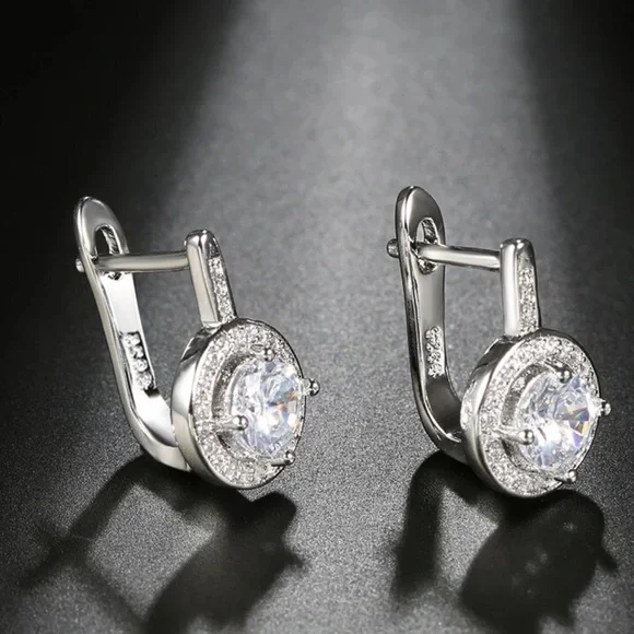 GOLD STUD 925 STERLING SILVER DIAMOND EARRINGS, WONDERFUL EARRINGS, WOW EARRINGS - Picture 3 of 4